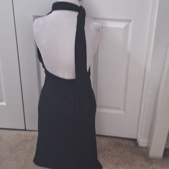 Halston Elegant Black One-Shoulder Dress.  Size 8 (40) - Picture 6 of 9